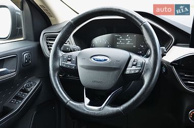 Позашляховик / Кросовер Ford Escape 2020 в Києві