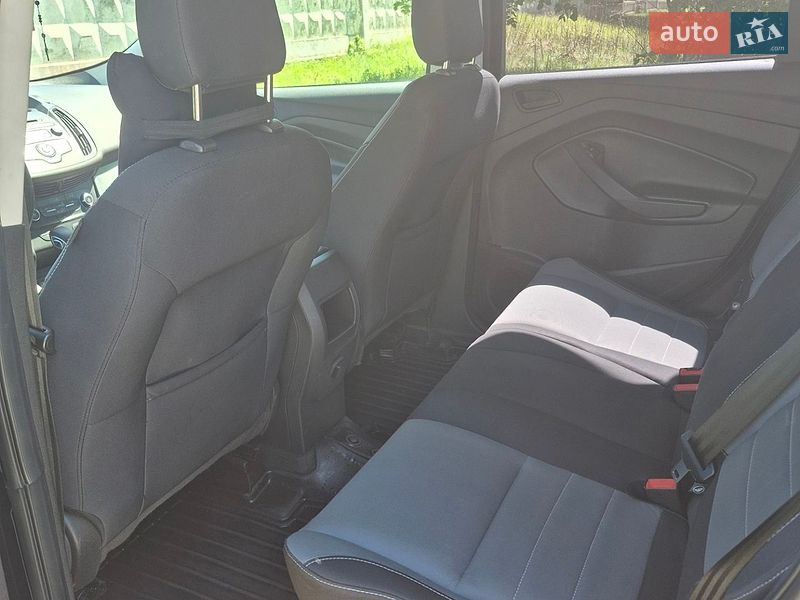 Внедорожник / Кроссовер Ford Escape 2018 в Львове