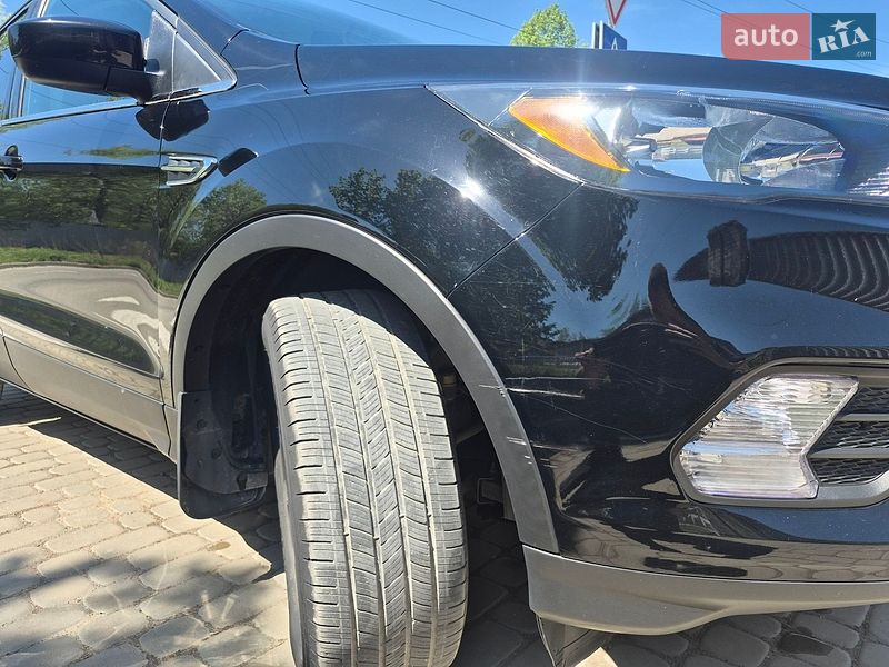 Внедорожник / Кроссовер Ford Escape 2018 в Львове