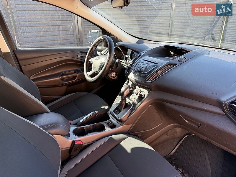 Внедорожник / Кроссовер Ford Escape 2015 в Львове
