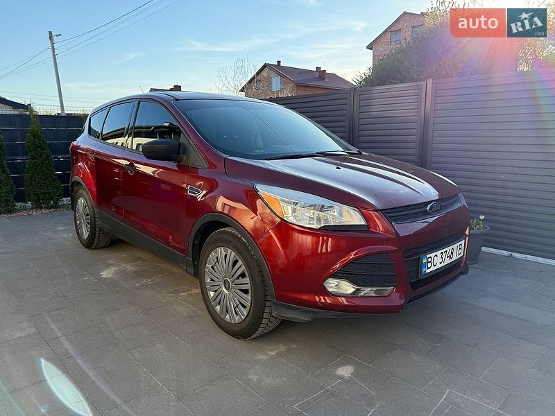 Внедорожник / Кроссовер Ford Escape 2015 в Львове