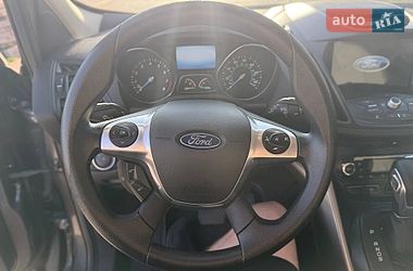 Внедорожник / Кроссовер Ford Escape 2016 в Ровно