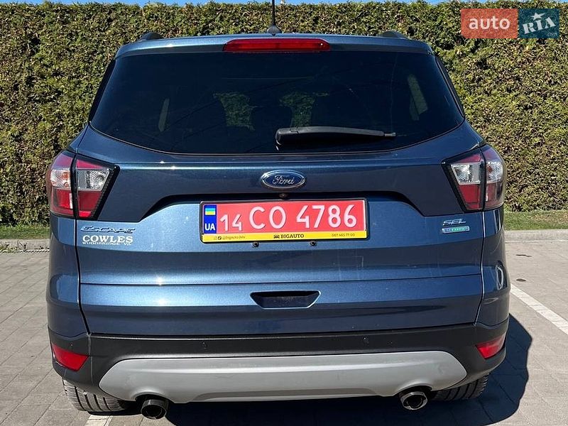 Внедорожник / Кроссовер Ford Escape 2018 в Львове