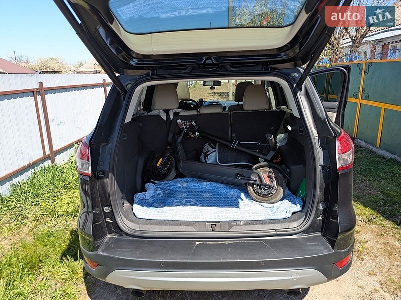 Внедорожник / Кроссовер Ford Escape 2015 в Полтаве