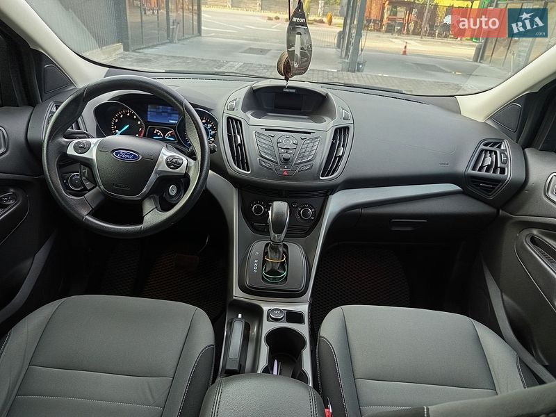 Внедорожник / Кроссовер Ford Escape 2014 в Звягеле