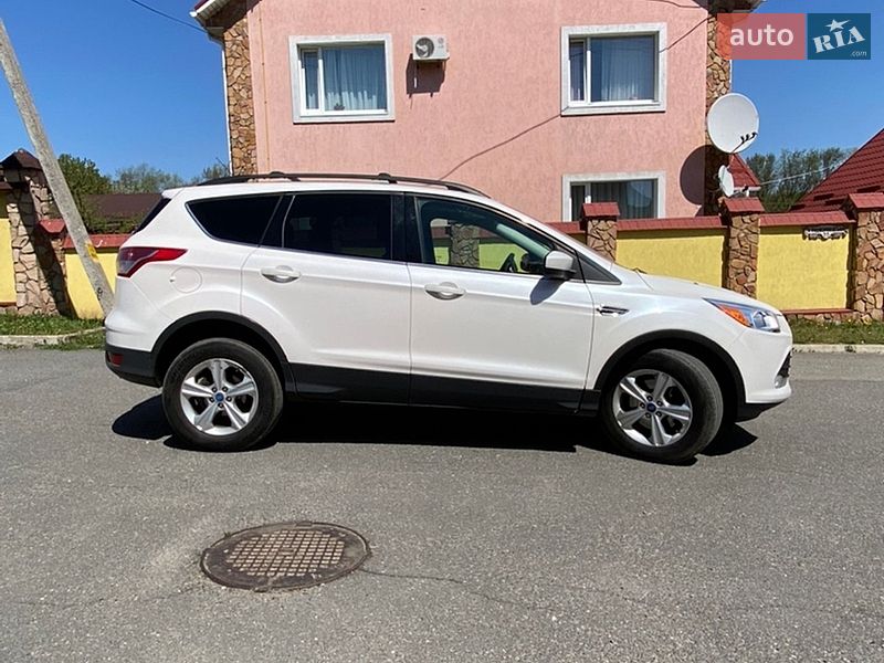 Внедорожник / Кроссовер Ford Escape 2012 в Чернигове