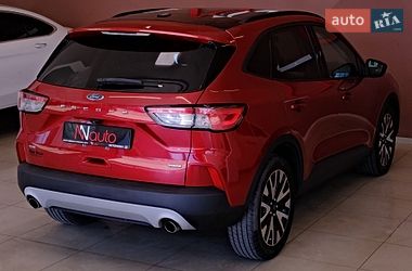 Позашляховик / Кросовер Ford Escape 2020 в Одесі