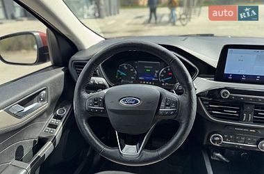 Внедорожник / Кроссовер Ford Escape 2021 в Львове