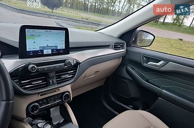 Внедорожник / Кроссовер Ford Escape 2022 в Смеле