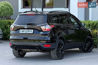 Внедорожник / Кроссовер Ford Escape 2018 в Стрые