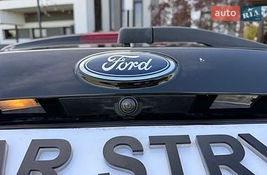 Внедорожник / Кроссовер Ford Escape 2018 в Стрые