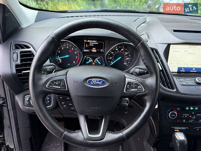 Внедорожник / Кроссовер Ford Escape 2018 в Стрые