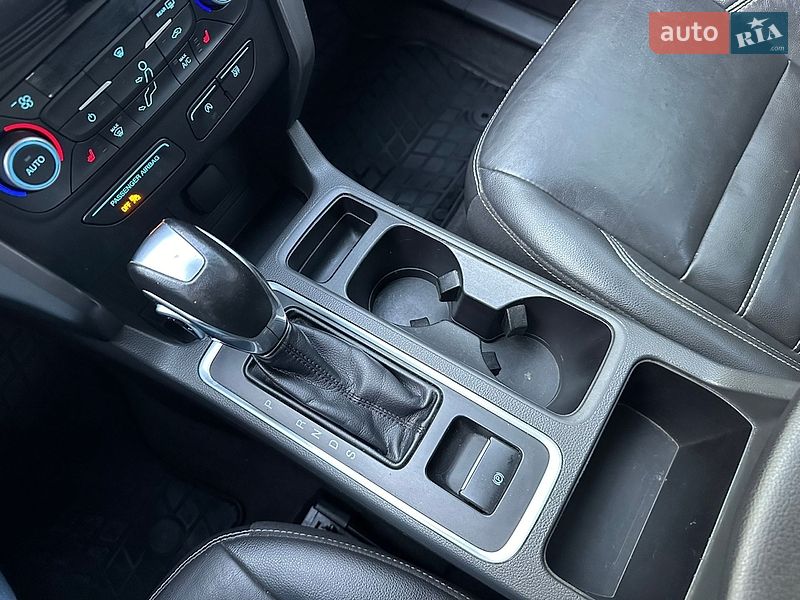 Позашляховик / Кросовер Ford Escape 2018 в Києві