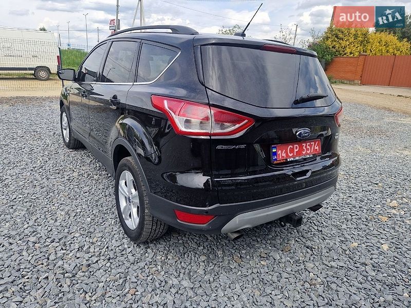 Позашляховик / Кросовер Ford Escape 2016 в Мостиській