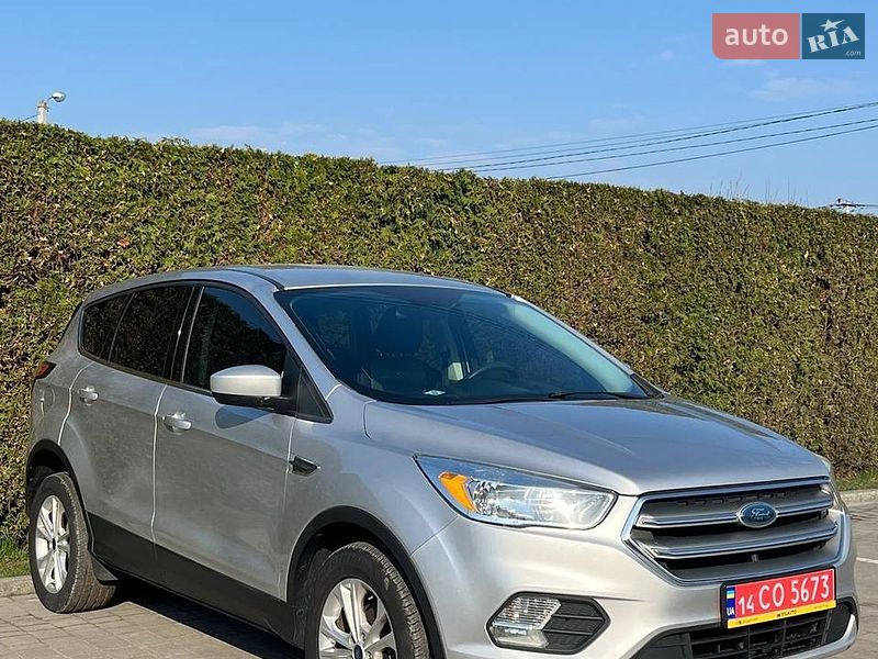 Позашляховик / Кросовер Ford Escape 2017 в Львові