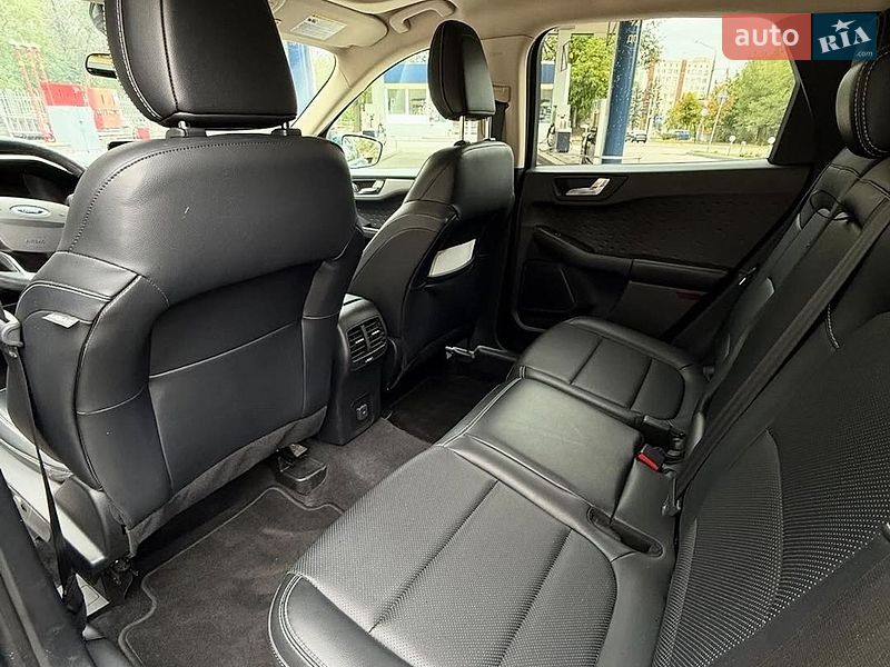 Внедорожник / Кроссовер Ford Escape 2020 в Львове