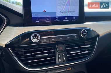 Внедорожник / Кроссовер Ford Escape 2021 в Киеве