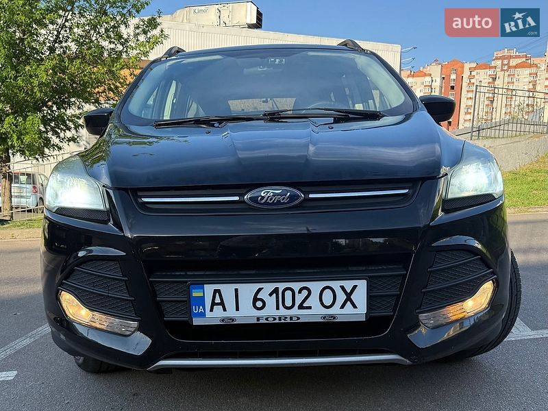 Позашляховик / Кросовер Ford Escape 2016 в Києві