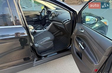 Позашляховик / Кросовер Ford Escape 2016 в Києві