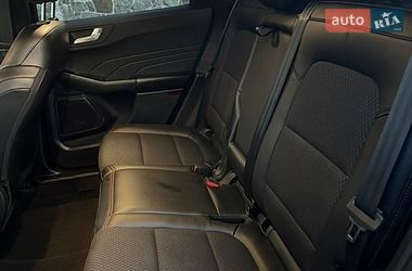 Внедорожник / Кроссовер Ford Escape 2023 в Гайвороне