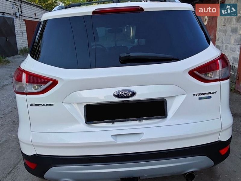 Внедорожник / Кроссовер Ford Escape 2012 в Новомосковске