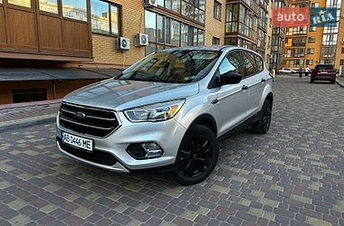 Позашляховик / Кросовер Ford Escape 2017 в Вінниці
