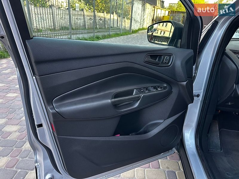 Позашляховик / Кросовер Ford Escape 2017 в Вінниці