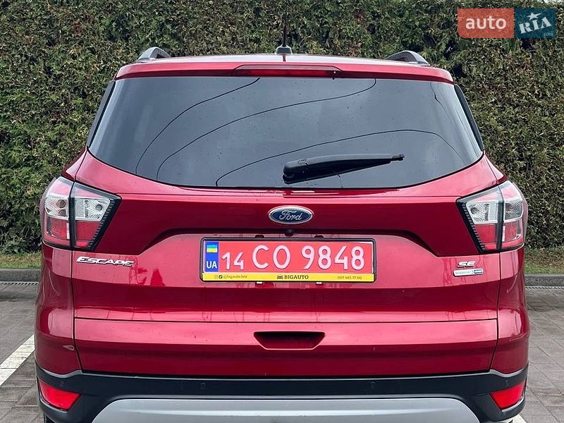 Позашляховик / Кросовер Ford Escape 2017 в Львові