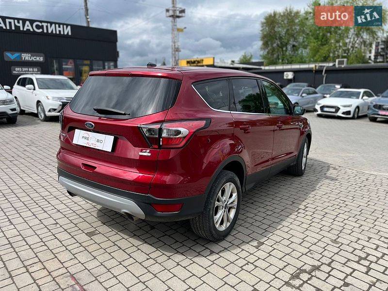 Позашляховик / Кросовер Ford Escape 2016 в Львові