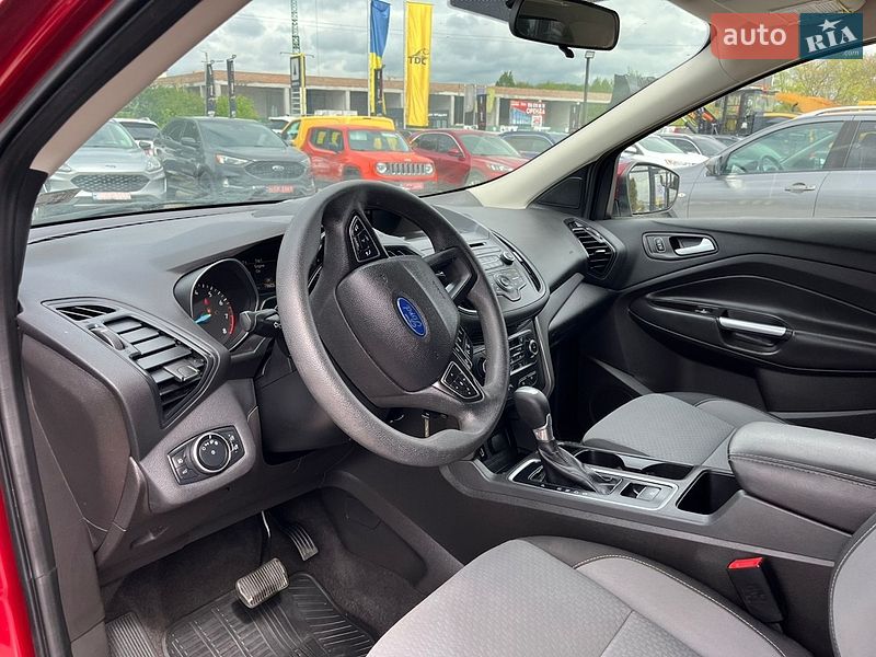 Позашляховик / Кросовер Ford Escape 2016 в Львові