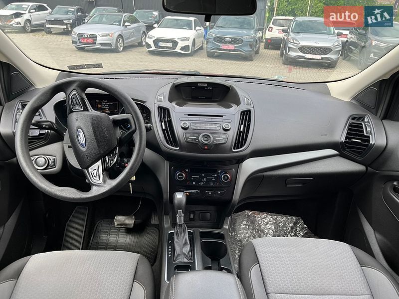 Позашляховик / Кросовер Ford Escape 2016 в Львові