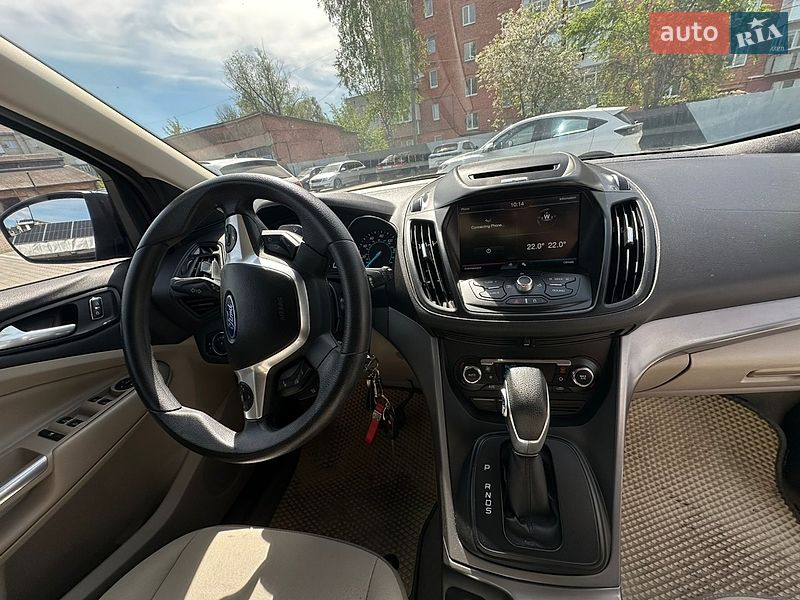 Внедорожник / Кроссовер Ford Escape 2014 в Нежине