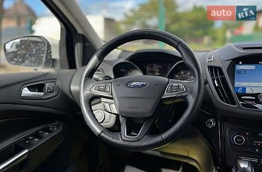 Внедорожник / Кроссовер Ford Escape 2018 в Коломые