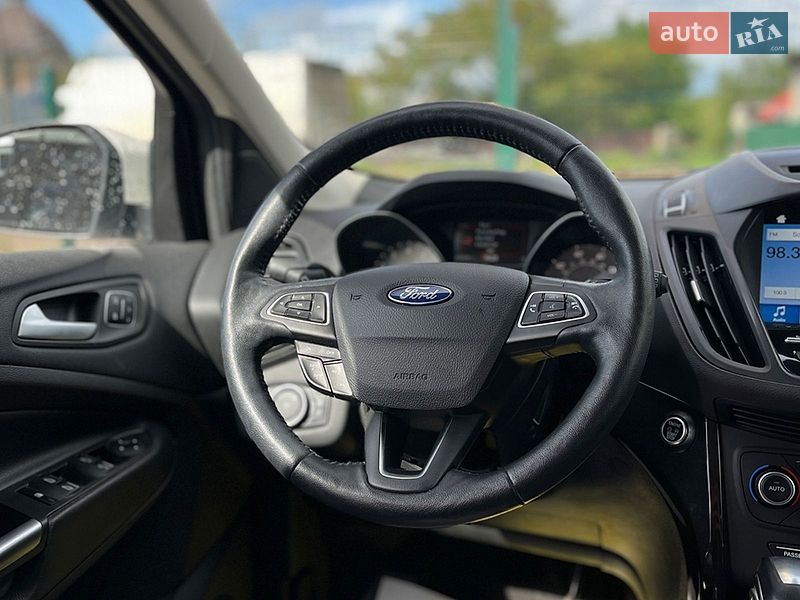 Внедорожник / Кроссовер Ford Escape 2018 в Коломые