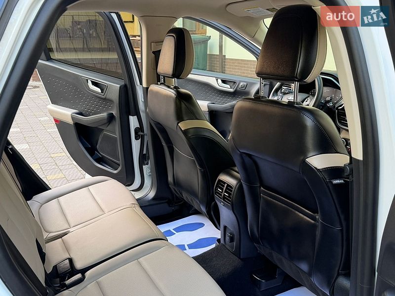 Позашляховик / Кросовер Ford Escape 2020 в Дрогобичі