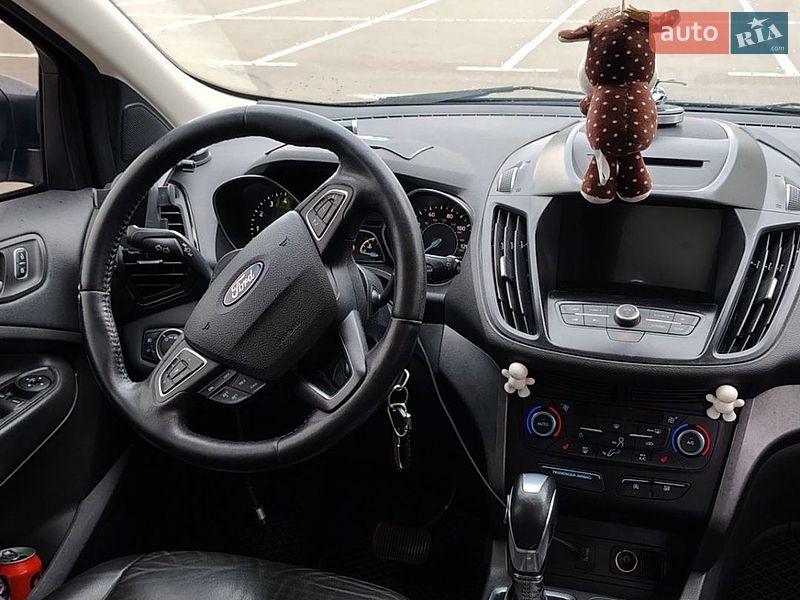 Внедорожник / Кроссовер Ford Escape 2017 в Киеве