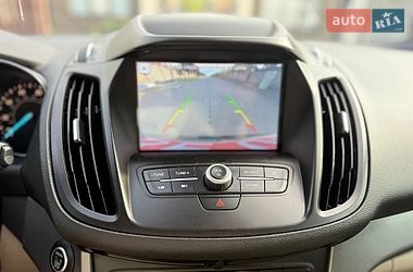 Внедорожник / Кроссовер Ford Escape 2019 в Ровно