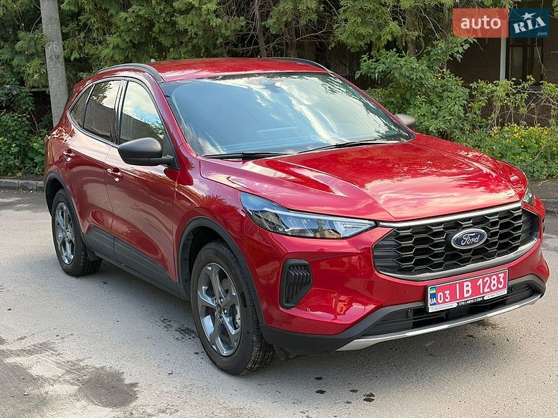 Позашляховик / Кросовер Ford Escape 2025 в Рівному