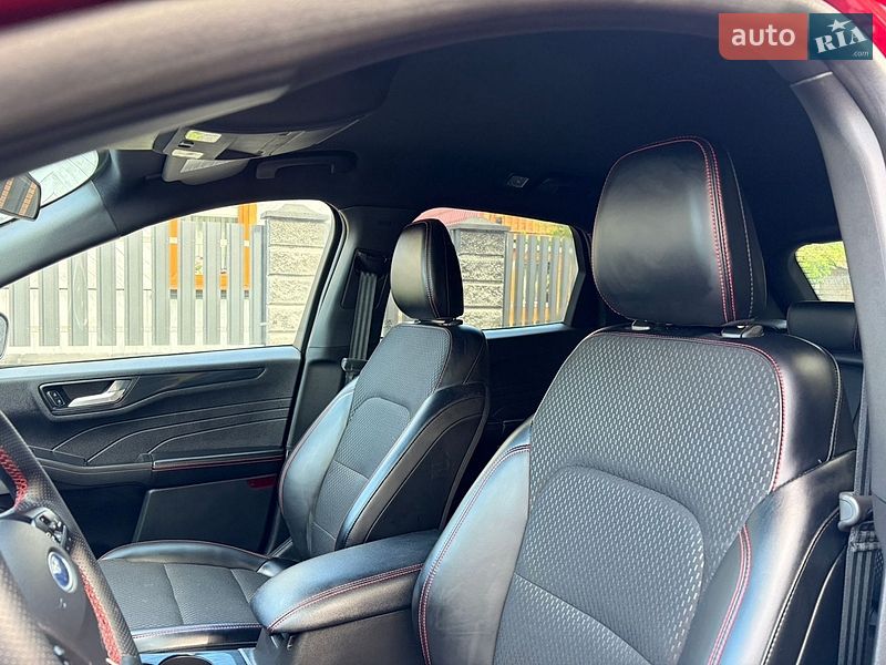 Позашляховик / Кросовер Ford Escape 2025 в Рівному