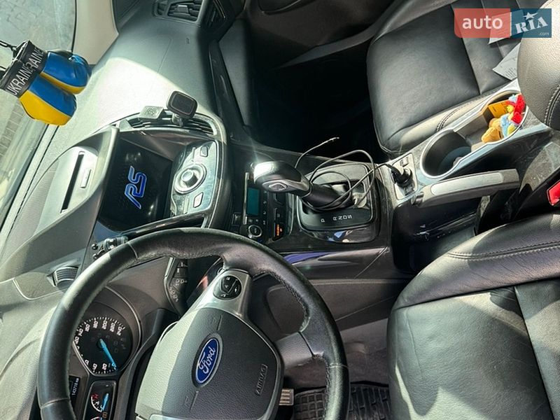 Внедорожник / Кроссовер Ford Escape 2015 в Одессе
