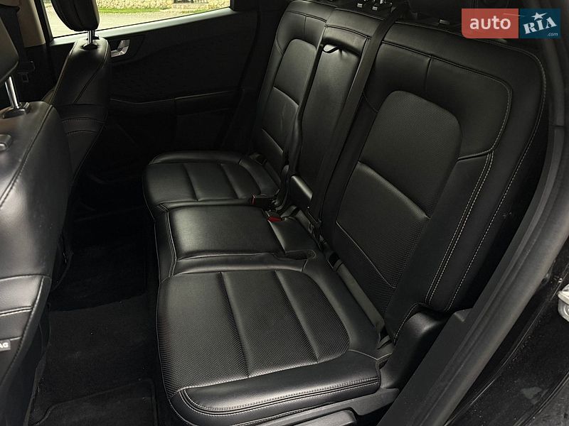 Внедорожник / Кроссовер Ford Escape 2020 в Тернополе
