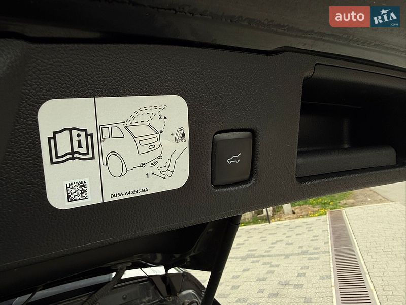 Внедорожник / Кроссовер Ford Escape 2020 в Тернополе