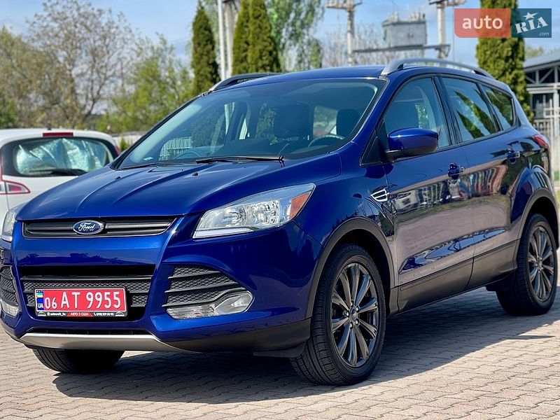 Позашляховик / Кросовер Ford Escape 2015 в Житомирі