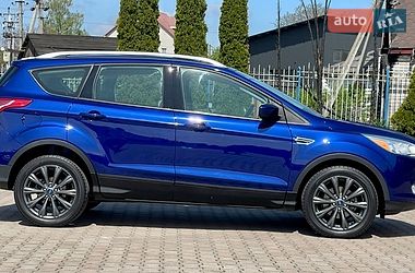 Позашляховик / Кросовер Ford Escape 2015 в Житомирі
