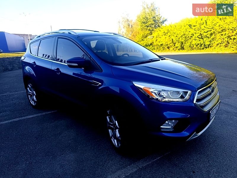 Внедорожник / Кроссовер Ford Escape 2017 в Шепетовке