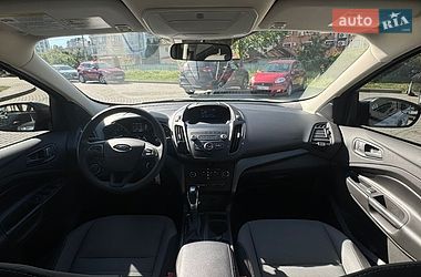Позашляховик / Кросовер Ford Escape 2019 в Львові