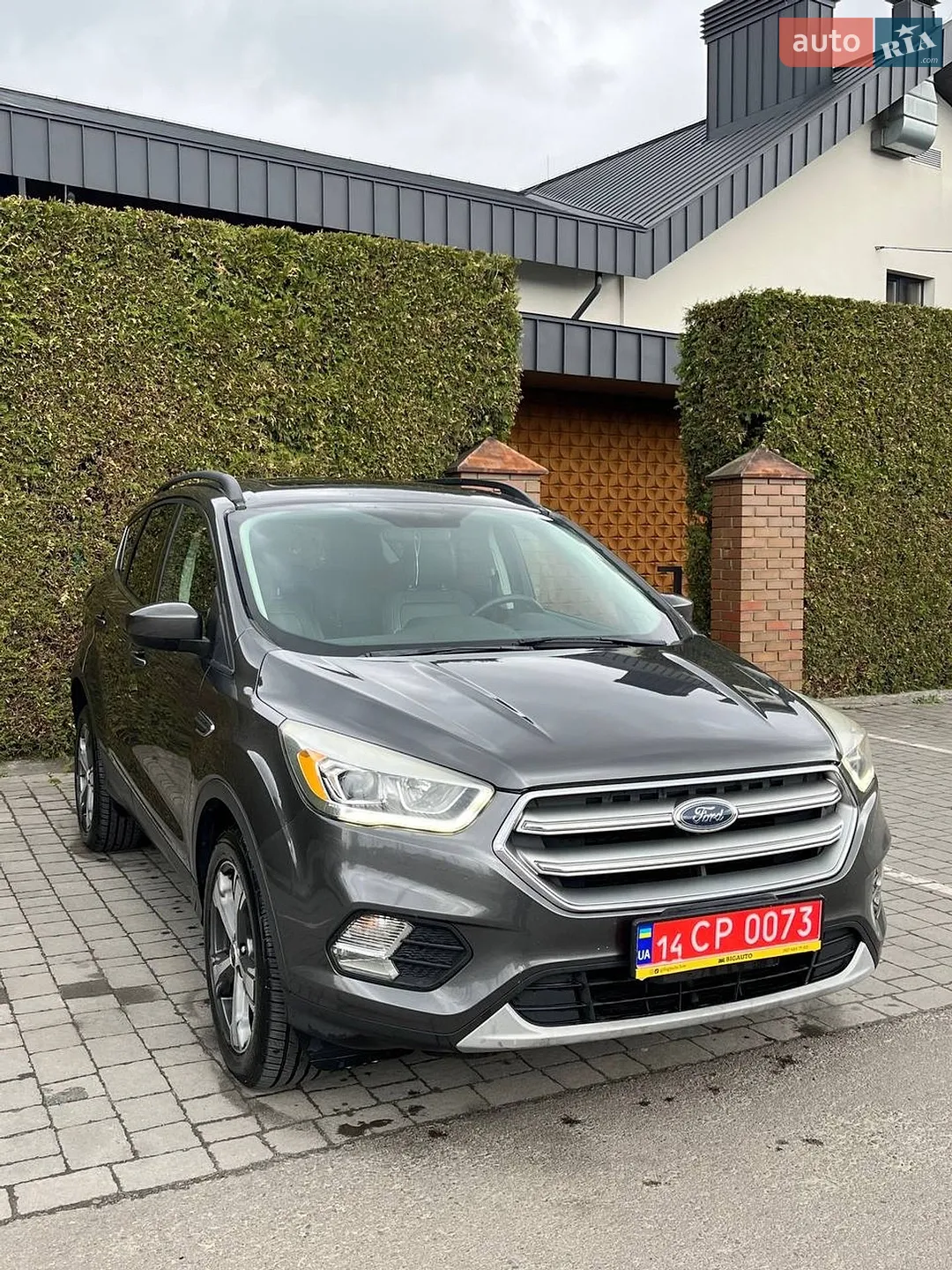 2017 Ford Escape - фото 1
