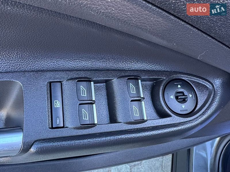 Позашляховик / Кросовер Ford Escape 2019 в Дубні