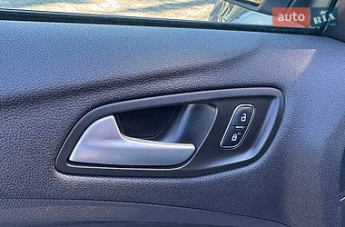 Позашляховик / Кросовер Ford Escape 2019 в Дубні