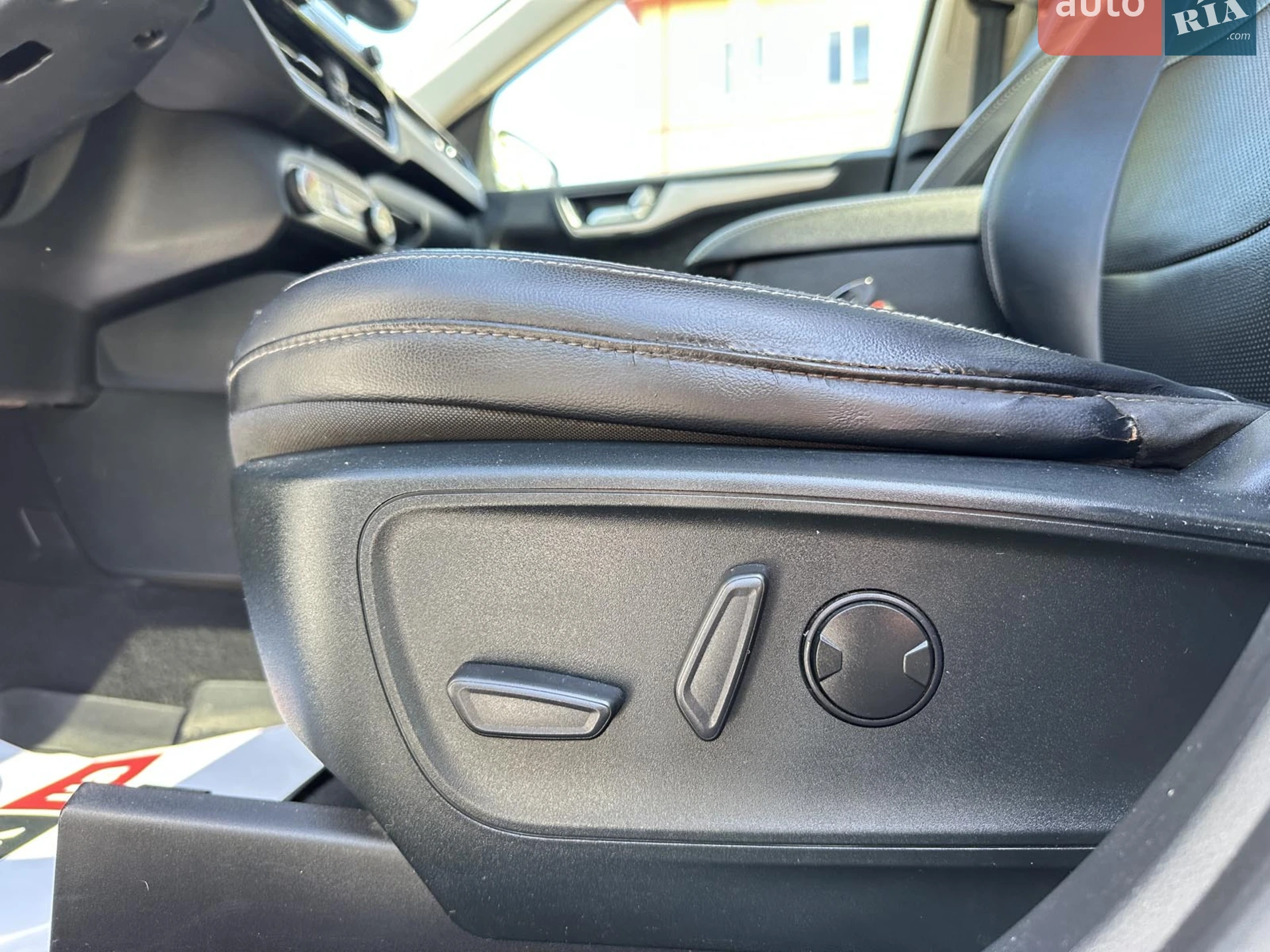 2019 Ford Escape - мініатюра 32